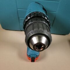 ☆makita マキタ 充電式ドリルドライバー 6202D DC9.6V 充電器 DC1209 バッテリー 通電確認済み☆の画像