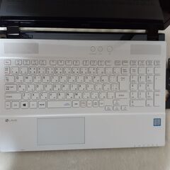NEC　15インチ　core i7　8GB　SSD　カメラ　Wi-Fi　Bluetooth　マルチ　テンキー　Microsoft Office2021　Windows11の画像