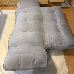 ソファの画像