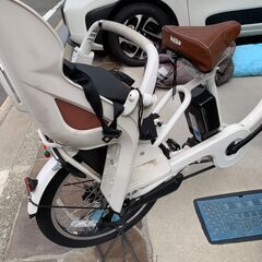 自転車の前シートと後シートの画像