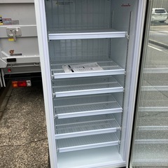 【美品/2023年】縦型冷凍ショーケース　業務用冷凍庫　白　ホワイト　家電【動作ok】の画像