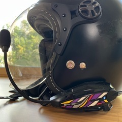 【数回使用しただけのB-COM ONE付き！！9/30まで！】climborderヘルメットLサイズの画像