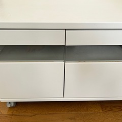 テレビ台の画像