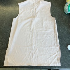 K509-139  UNIQLO ノースリーブ くすみピンク レディース Lサイズ  汚れ有りの画像