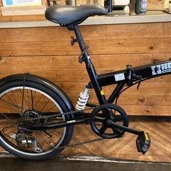 【前後タイヤ・チューブ新品！】サスペンション・ライト付き　6段変速　20インチ折りたたみ自転車　ブラックの画像