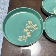 食器の画像