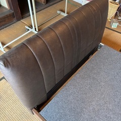 シングルベッドフレーム　レザーヘッドボードの画像
