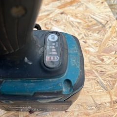 マキタ　インパクトドライバー　TD137D　の画像
