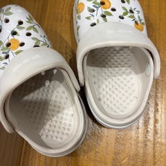 レモン柄　サンダル　14センチ
の画像