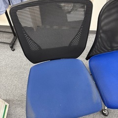 オフィス用椅子の画像