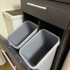 ダストボックス付きカウンターの画像