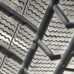 215/55R16 スタッドレス4本セットの画像
