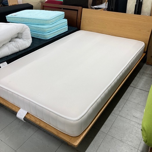 無印良品　セミダブルベッド　※マットレス少し汚れあり