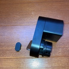 玄関自動ロック　Qrio Lock キュリオロック 【 ソニー の技術力を活かした スマートロック 】 ハンズフリー解錠 や オートロック で スマートな キーレス 生活を実現 両面テープで 貼り付けるだけだから 工事不要 賃貸マンション でもOK 日本国内生産ドア 後付け 玄関 ドア 電子錠 Alexa 対応の画像