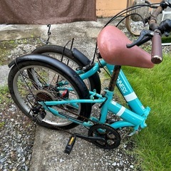 折りたたみ自転車の画像