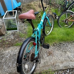 折りたたみ自転車の画像