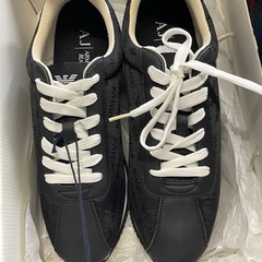 EMPORIO ARMANI（エンポリオアルマーニ）スニーカーブラックの画像