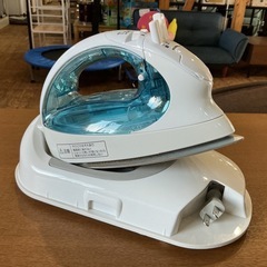早い物勝ち🚗💨Panasonic2021年製NI-CL311水色白アイロンの画像