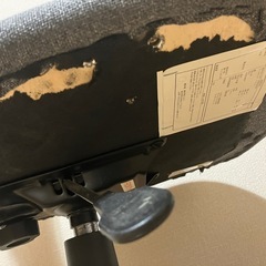高さ調整可能デスクチェア　の画像
