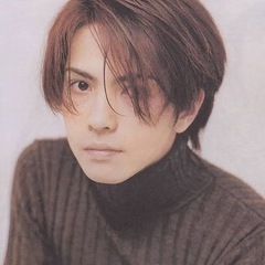 PunkやV系やarchive、HYDEさんが着ていたよう…