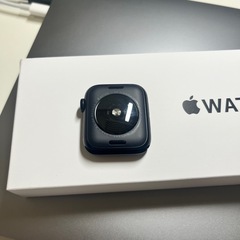 Apple Watch SE 2 第二世代 ブラック 40mmの画像