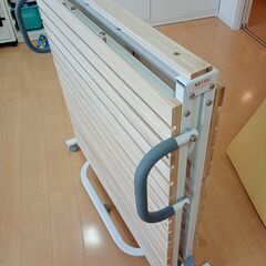 ベッド シングル すのこ 折りたたみ ナチュラル【アイリスオーヤマ】の画像