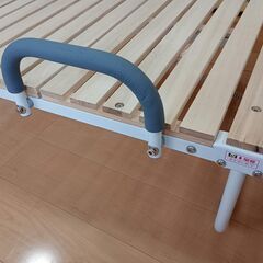 ベッド シングル すのこ 折りたたみ ナチュラル【アイリスオーヤマ】の画像