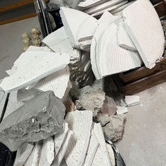 陶芸用の磁器土ケーキの画像
