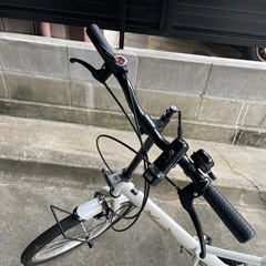 折りたたみ自転車の画像