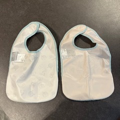 【美品】アンパンマン お食事エプロン 2枚セットの画像