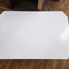 リサイクルショップどりーむ鹿大前店　No.2714　ニトリ　折りたたみテーブル　ローテーブル　ホワイト　※天板一部浮きあり(´;ω;｀)の画像