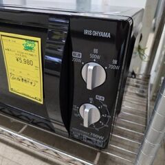 J2095【リユースのサカイ柏店】IRIS OYAMA 　アイリスオーヤマ　電子レンジ　PMBT-TI　2019年製  クリーニング済み 参考価格 10,800円の画像