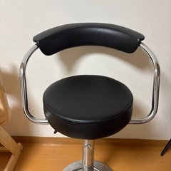 椅子・ハイチェアの画像