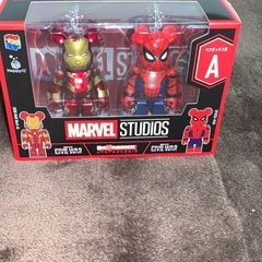 新品未開封 BE@RBRICK スパイダーマン＆アイアンマン セット 本日受け渡し可の画像