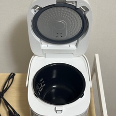 炊飯器の画像
