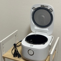 炊飯器の画像