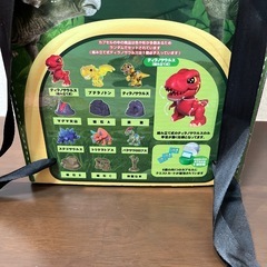 カプセルトイ　リュック　ダイナソー　恐竜　プライズ　ガチャガチャの画像