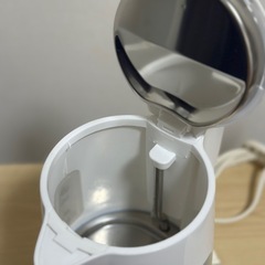 電気ケトルの画像