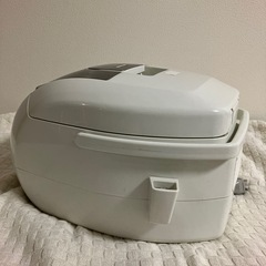 炊飯器 TOSHIBA 5.5合の画像