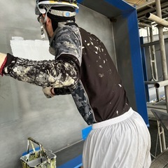 【全国対応｜急募！未経験者×高時給】塗装職人デビュー応援！祝い金3万円🎁  ＼住まい付きで安心スタート！募集人数：3名／  「未経験だけど、手に職をつけたい」 「地方で安定して稼げる仕事を探している」 そんなあなたを全力で応援します！ 北九州市で金属塗装工として働きながら、技術も収入も手に入れませんか？ 寮完備（寮費月1万円）＆交通費支給＆入社祝い金3万円支給あり！ 全国どこからでも応募OKです！  --- の画像
