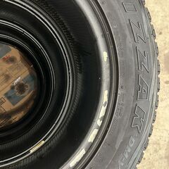 タイヤ4本215/65R16 (98Q)14製造年 BRIDGESTONE BLIZZAK DM-V1の画像