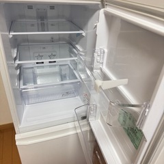 三菱ノンフロン冷凍冷蔵庫 形名 MR-P15ED-KW 73 2019年製の画像