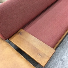 【木の節が特徴でオシャレ】 3人掛けソファ  飛騨産業 HIDA　森のことば 両肘付き　布製クッション　木製フレームの画像