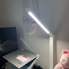 ニトリ 照明 💡LED デスクライトの画像