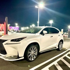 レクサスNX 300h フルエアロ　社外ホイール　外内美車の画像