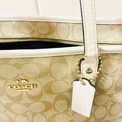 COACH (コーチ)　トートバッグの画像