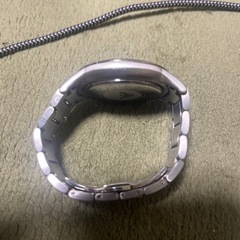 アルマーニの腕時計の画像