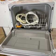 Panasonic 電気食器洗い乾燥機 NP-TCR4-W 3人用(18点) 24L 分岐水洗式 中古 の画像