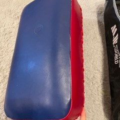 マーシャルワールド キックミット パンチングミット 1個の画像