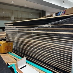 木材　角材　合板　ボード　コンパネ　建築材料　まとめ売り　大量放出の画像